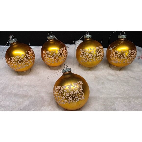 Vintage MCM Shiny Brite Gold and White Mica Stenciled Christmas Ornaments - Picture 5 of 7